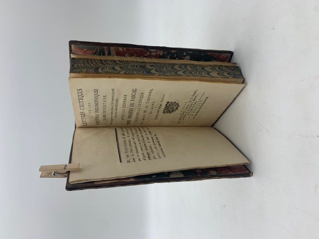 Lettres critiques sur les Lettres philosophiques de Mr. De Voltaire par rapport a notre ame a sa spiritualité et a son immortalité avec la defense des Pensees de Pascal contre la critique du meme Mr. De Voltaire